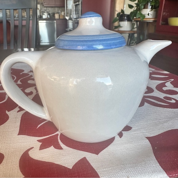 M A Hadley Pottery Teapot - Picture 3 of 9